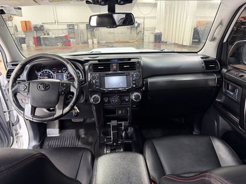 Used 2016 Toyota 4Runner TRD Pro image 23