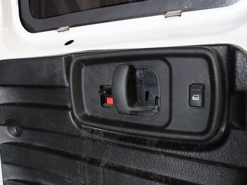 Used 2022 Chevrolet Express 2500 w/ Driver Convenience Package RWD image 31