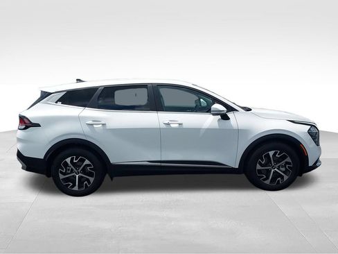 Used 2024 Kia Sportage EX FWD image 6
