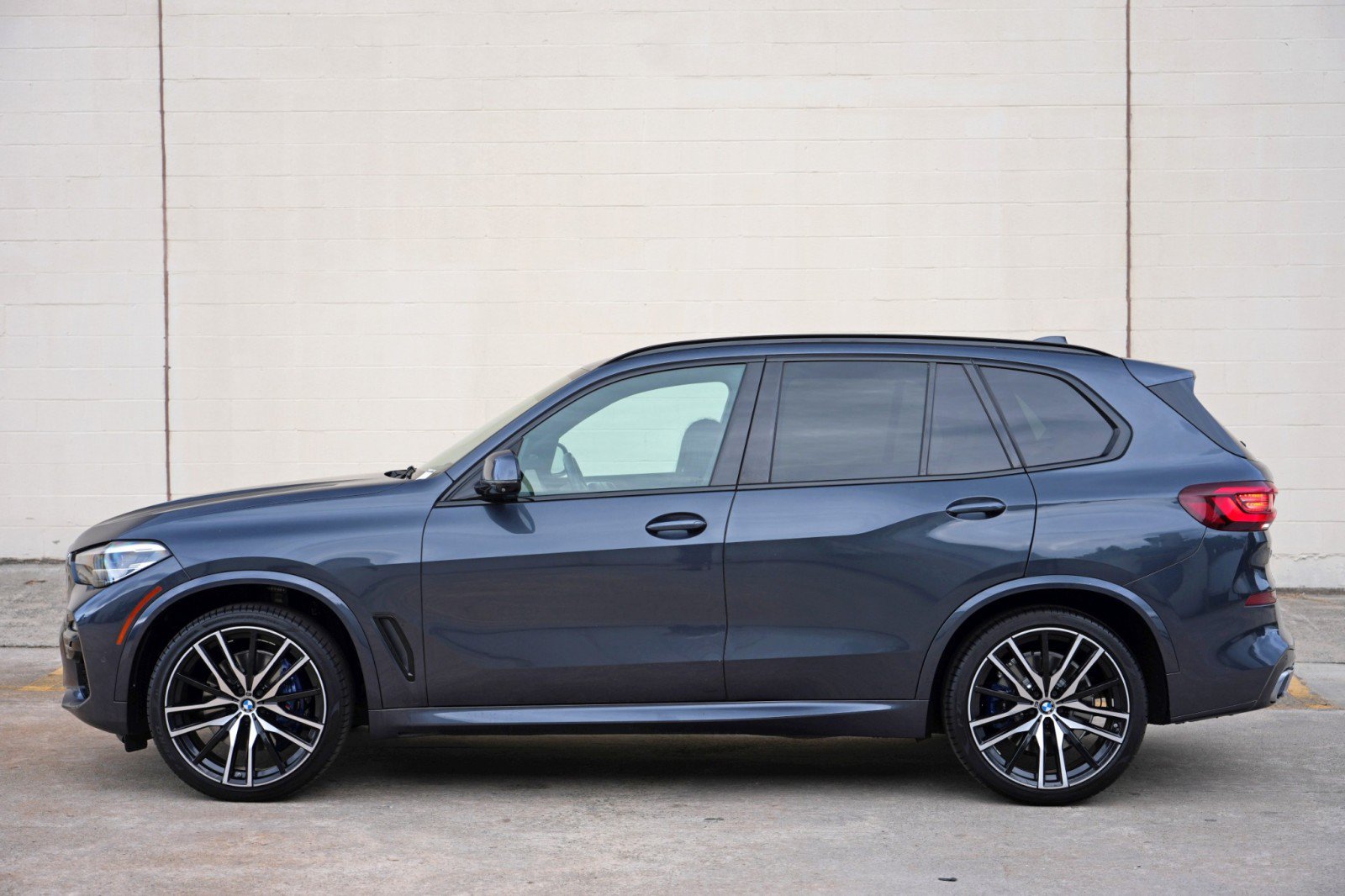 Used 2021 BMW X5 sDrive40i w/ M Sport Package RWD image 51