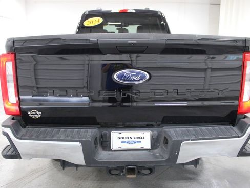 Used 2024 Ford F250 XLT image 8