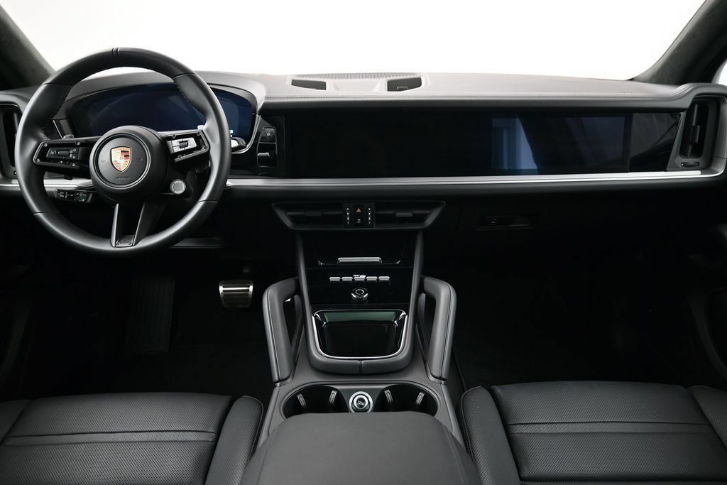 Used 2026 Porsche Cayenne GTS AWD/4WD image 8
