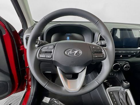 Certified 2026 Hyundai Venue SEL FWD image 10