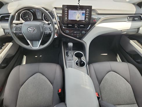 Used 2023 Toyota Camry LE FWD image 18