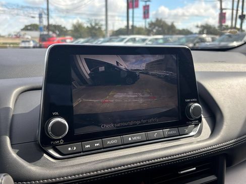 Used 2026 Nissan Rogue SV FWD image 25