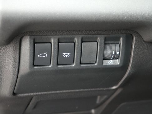 Used 2023 Subaru Ascent Touring image 6