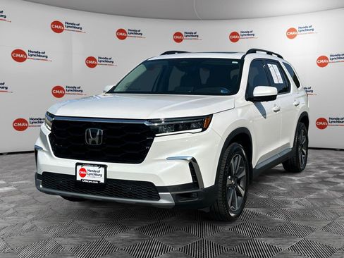 Used 2024 Honda Pilot Elite image 1