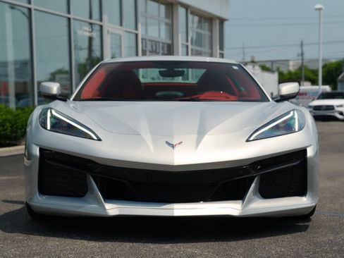 Used 2023 Chevrolet Corvette Z06 w/ Chrome Exterior Badge Package RWD image 29