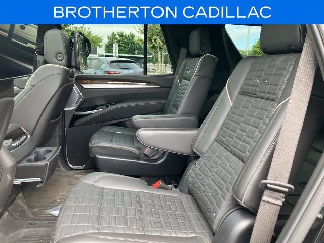 Used 2025 Cadillac Escalade Sport Platinum AWD/4WD image 14