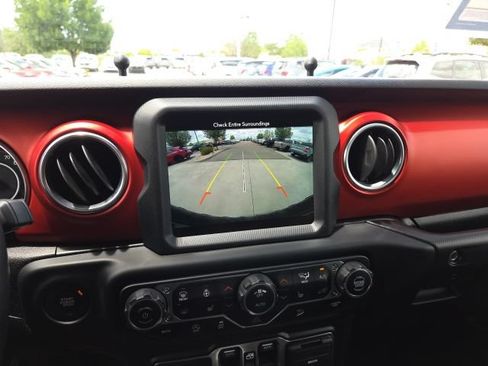 Used 2019 Jeep Wrangler Unlimited Rubicon AWD/4WD image 38