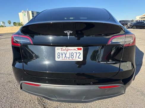 Used 2021 Tesla Model Y Long Range image 6