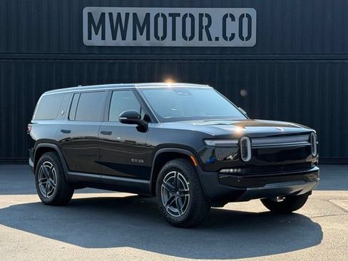 Used 2025 Rivian R1S Adventure AWD/4WD image 1
