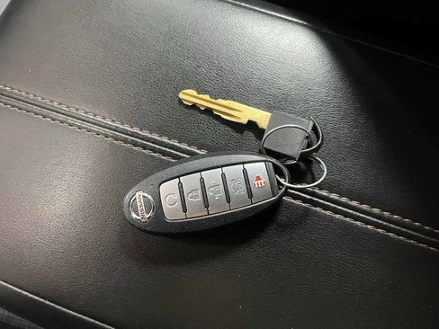 Used 2019 Nissan Altima 2.5 SR FWD image 35