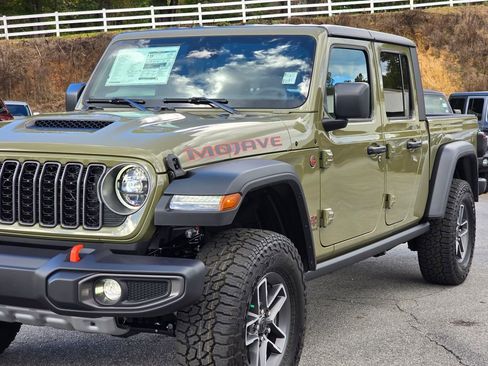 New 2025 Jeep Gladiator Mojave w/ Convenience Group image 42