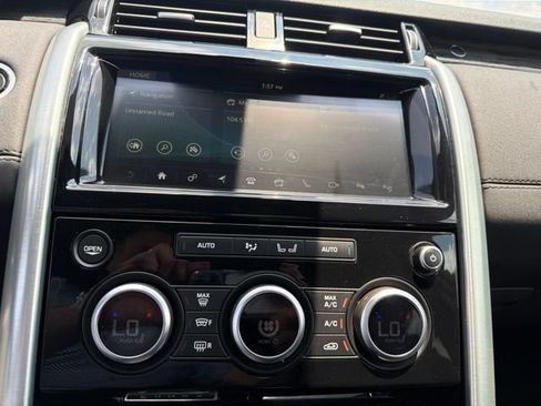 Used 2020 Land Rover Discovery HSE AWD/4WD image 18