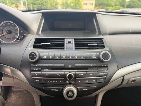 Used 2009 Honda Accord EX image 12