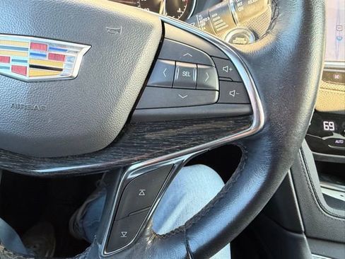 Used 2023 Cadillac XT5 Premium Luxury image 22