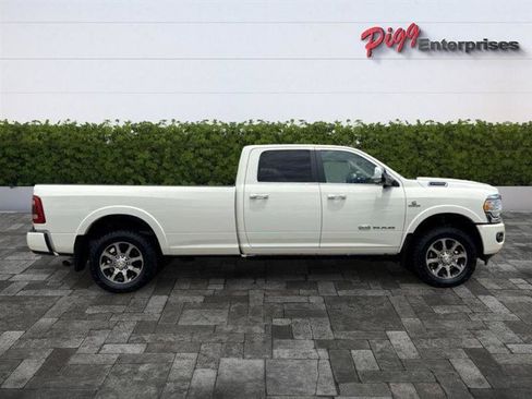 Used 2022 RAM 2500 Limited AWD/4WD image 10