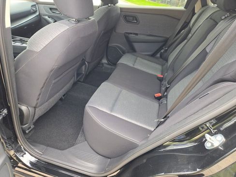 Used 2021 Nissan Rogue S FWD image 16