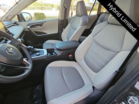 Used 2021 Toyota RAV4 Limited AWD/4WD image 15