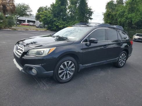Used 2016 Subaru Outback 2.5i Limited AWD/4WD image 3