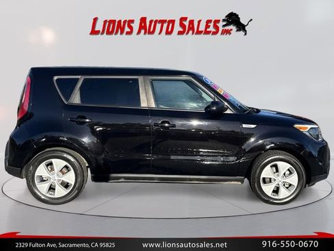 Used 2016 Kia Soul FWD image 4