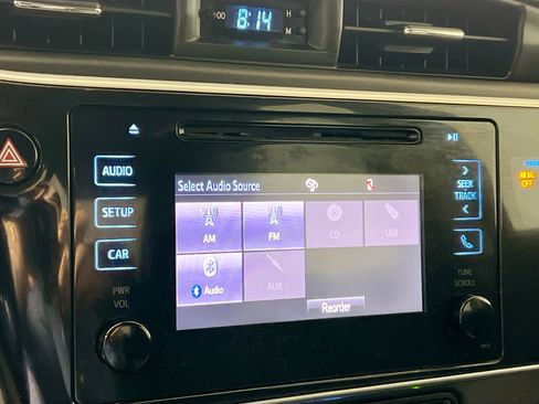 Used 2018 Toyota Corolla SE image 27