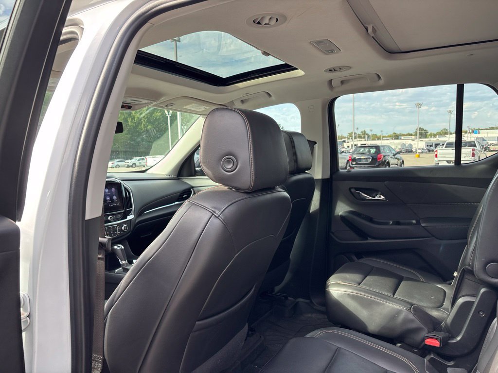 Used 2020 Chevrolet Traverse Premier w/ Redline Edition FWD image 20