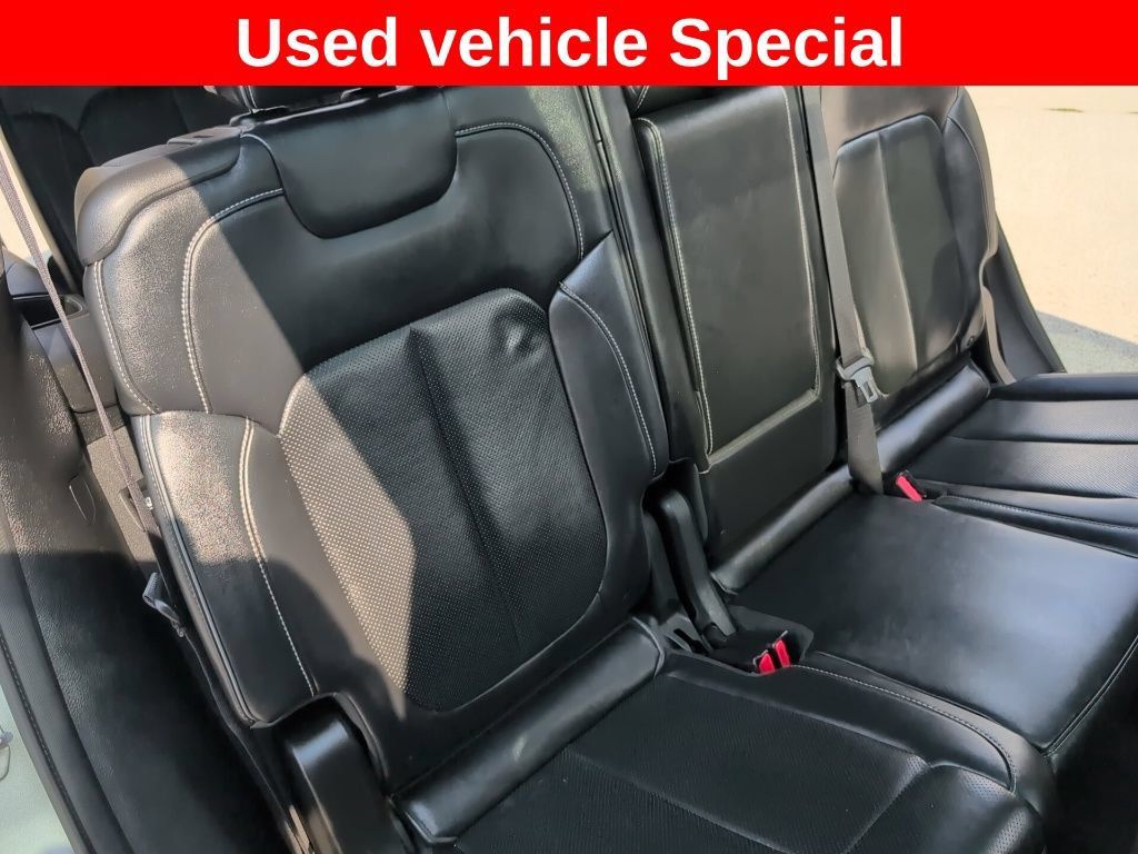 Used 2022 Jeep Grand Cherokee L Overland w/ Luxury Tech Group IV AWD/4WD image 28