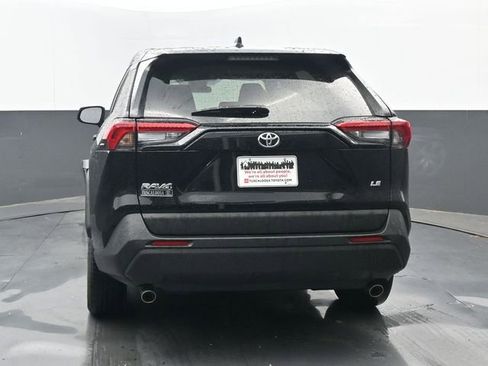 Used 2025 Toyota RAV4 LE FWD image 4