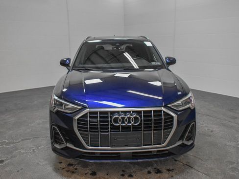 Used 2022 Audi Q3 2.0T Premium Plus w/ Premium Plus Package image 2