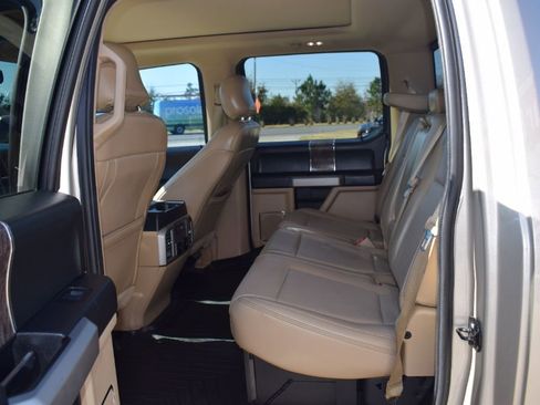 Used 2017 Ford F250 Lariat w/ Lariat Ultimate Package image 9