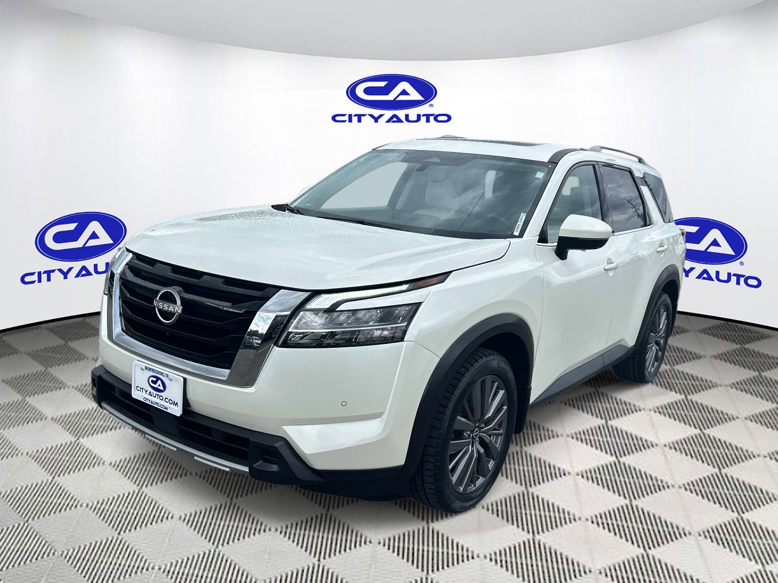 Used 2024 Nissan Pathfinder SL w/ SL Premium Package AWD/4WD image 8