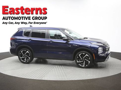 Used 2022 Mitsubishi Outlander SE AWD/4WD image 36