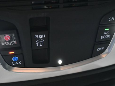 Used 2021 Acura TLX Type S image 18