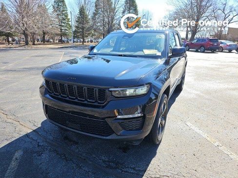 Used 2023 Jeep Grand Cherokee Limited w/ Black Appearance Package image 1