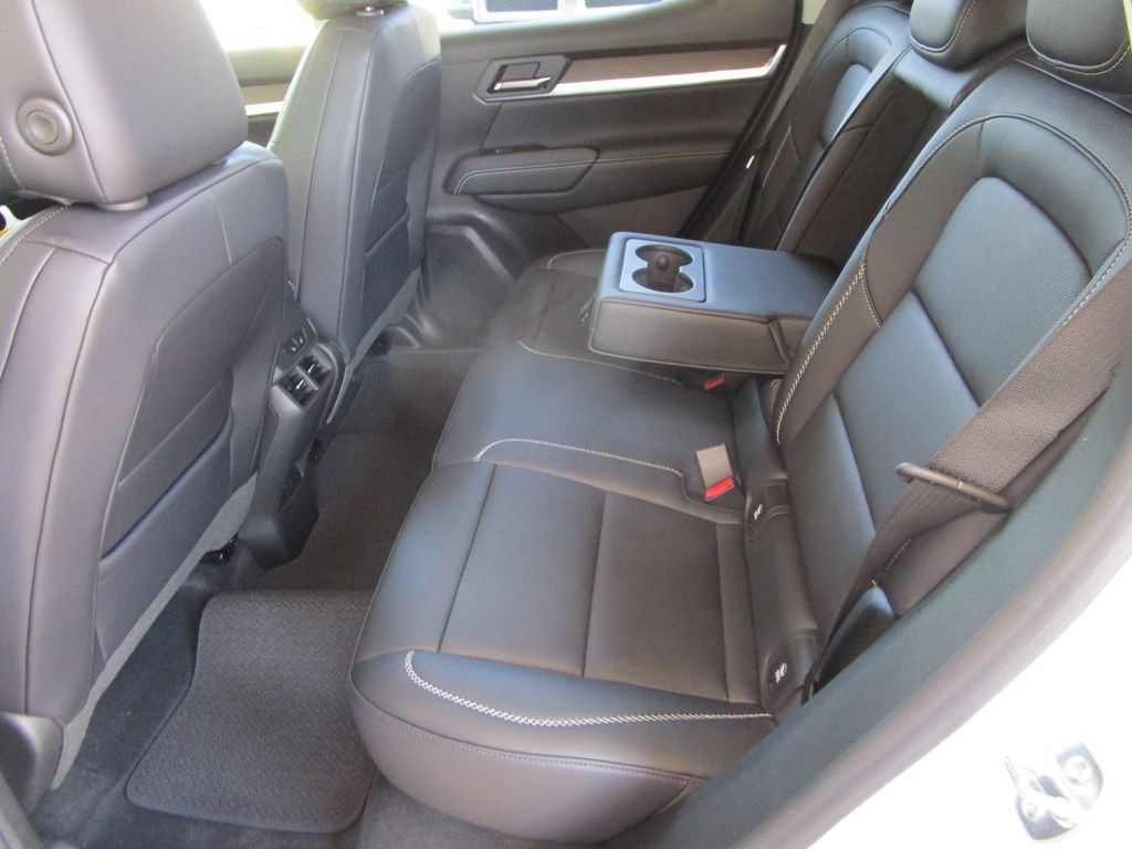 New 2027 GMC Terrain Denali AWD/4WD image 17