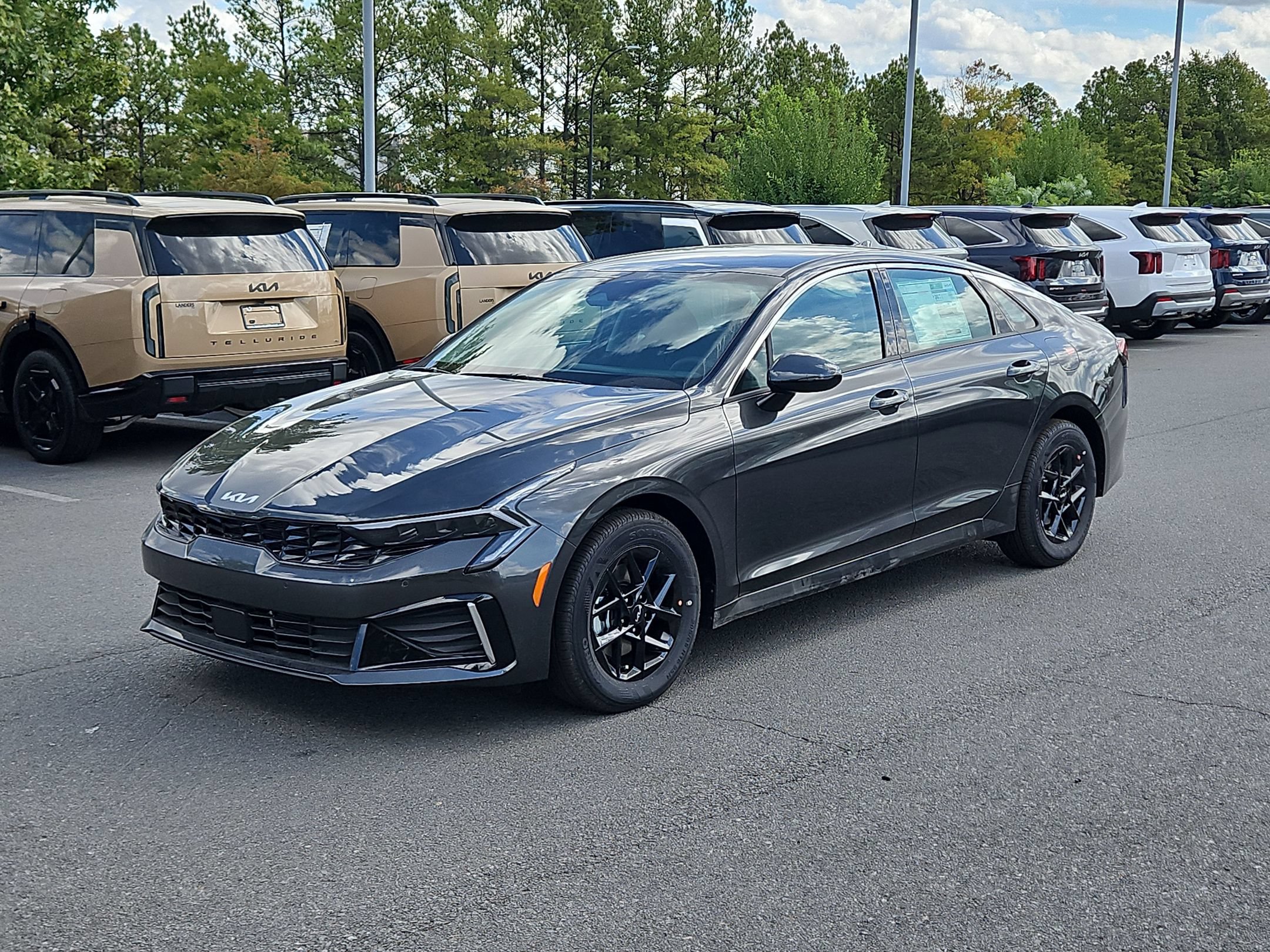 New 2026 Kia K5 LXS FWD image 3