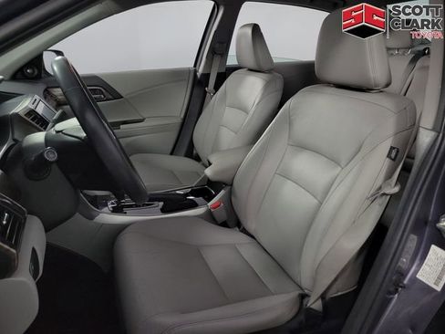 Used 2017 Honda Accord EX-L image 12