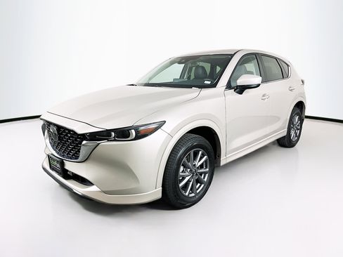 Used 2025 MAZDA CX-5 AWD 2.5 S w/ Preferred Package image 3