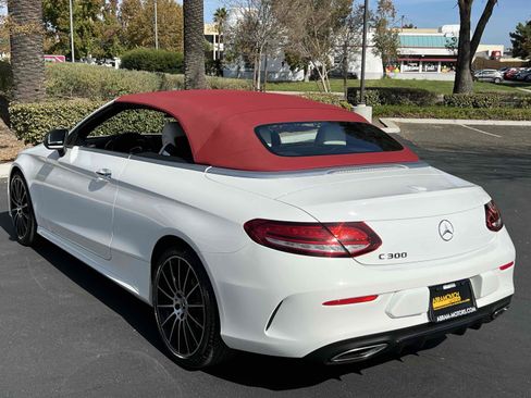 Used 2023 Mercedes-Benz C 300 Cabriolet image 2