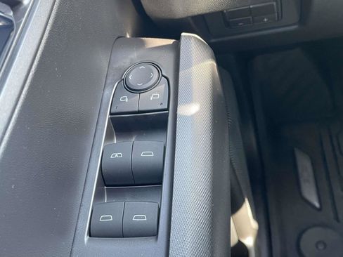 Used 2024 Chevrolet Colorado LT w/ LT Convenience Package RWD image 24