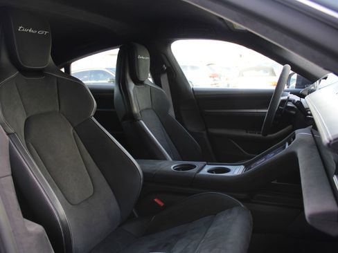 Certified 2025 Porsche Taycan Turbo GT image 26