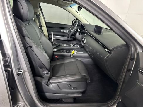 Used 2023 Genesis GV70 2.5T w/ Select Package image 28