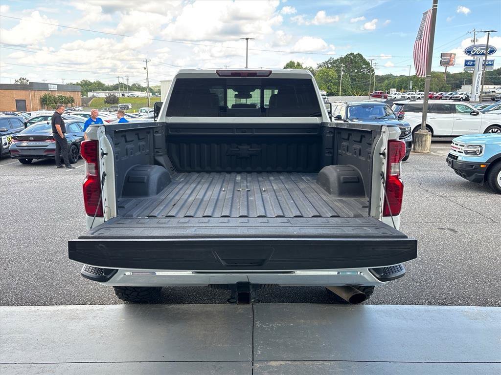 Used 2024 Chevrolet Silverado 2500 LT w/ All Star Edition AWD/4WD image 3