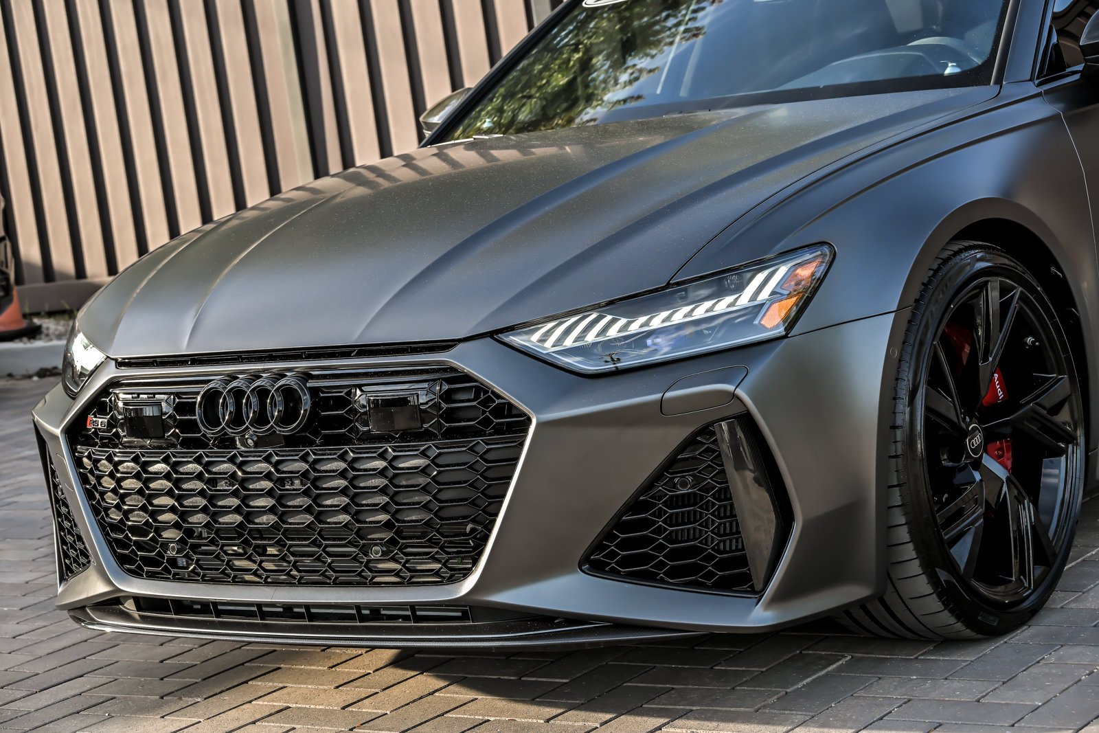 Used 2022 Audi RS 6 AWD/4WD image 6