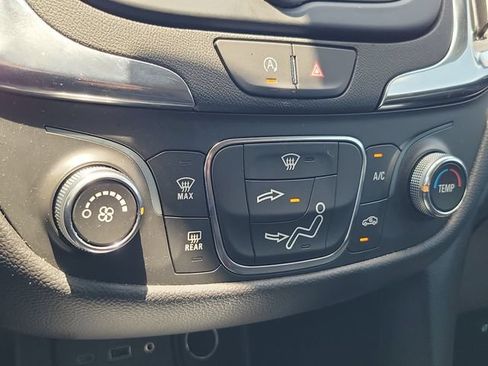 Used 2023 Chevrolet Equinox LT FWD image 27