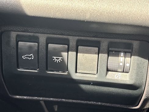 Used 2025 Subaru Ascent Touring w/ Popular Package #2 image 32