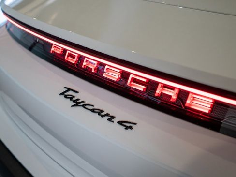New 2025 Porsche Taycan image 17
