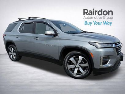 Used 2023 Chevrolet Traverse LT w/ LT Premium Package